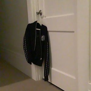 Black cropped and hooded sweatshirt